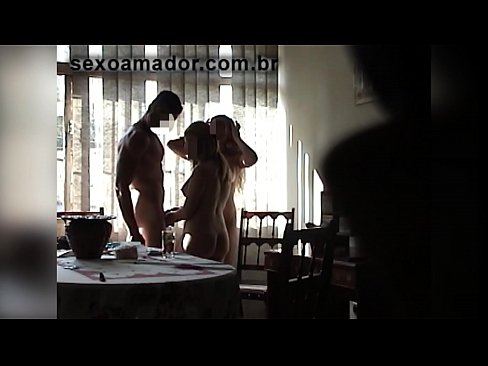 ❤️ Amigos sexuais convidam um homem gigante e uma ménage à trois com ele ❤️ Porno vídeo em pt-br.doujin-sexy.ru