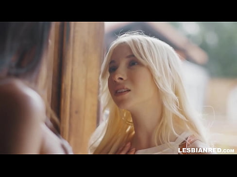 ❤️ A menina volta para casa alguns meses depois e acaba comendo a xoxota de sua madrasta ❤️ Porno vídeo em pt-br.doujin-sexy.ru